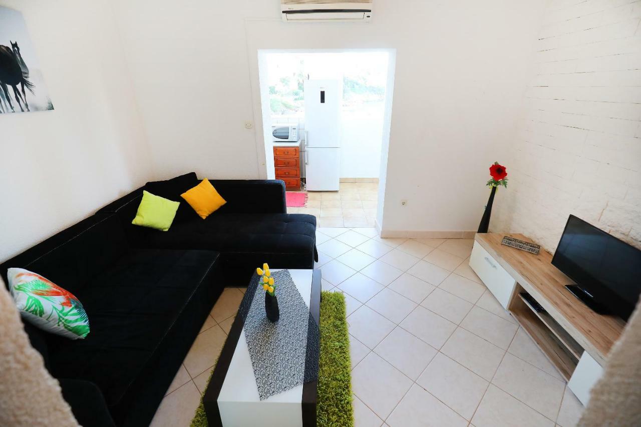 Apartments Savar - Ilo Brbinj Экстерьер фото